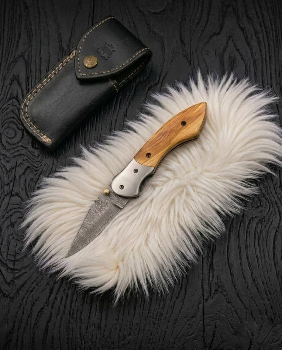 Folding Knife | Stag Horn Damascus Knives - FAUMA