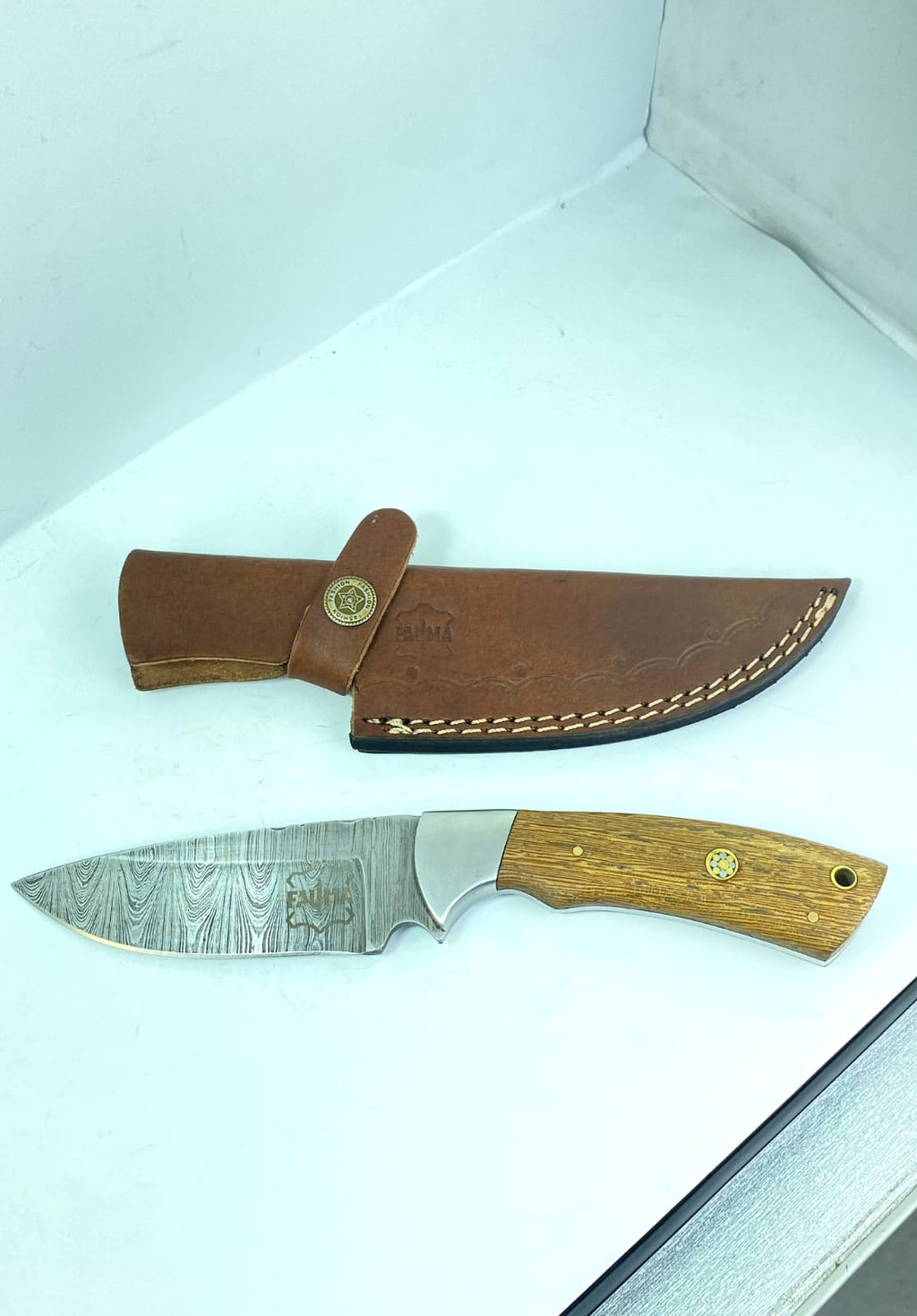 FAUMA Premium Hand-Forged Damascus Steel Tracker Hunting Knife | Custom Walnut Wood Handle Full Tang Blade with Genuine Leather Sheath